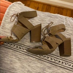 Tan Heeled sandals